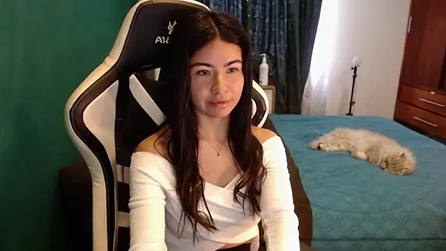alice_middlee