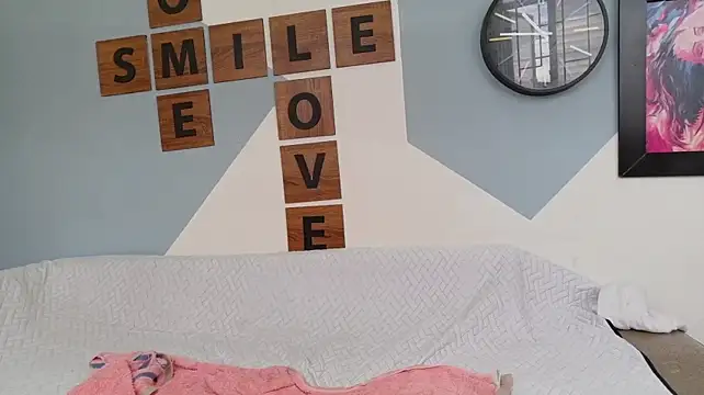 NIKKYTHORNE - Spit on my Tits