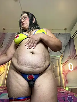 Lucy_Milf_474 - SHOW ASS DOGGY ♥