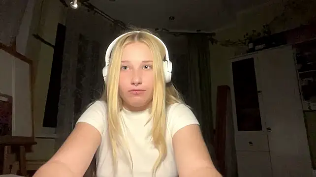 KayleighIacovone - touch my body for you