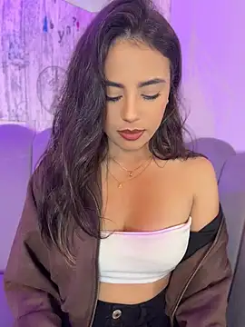 AbyThompson - Sexy dance + Oil in in tits and ass