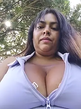 OUTDOORS_VELEN - Play dildo in public 😈🍒