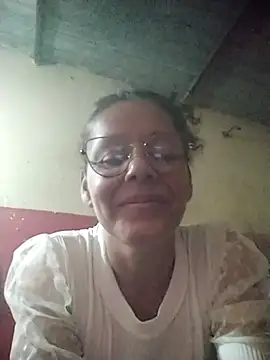 Britany_G - Agua por mi vagina