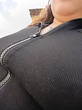 Lucy_blush - Flash tits in public
