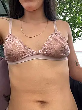 Zoy_cute - Show pussy + spanks x20😈