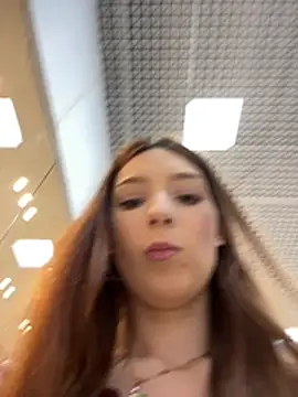 LilluKatten - TOUCH WET CLIT IN PUBLIC 💦