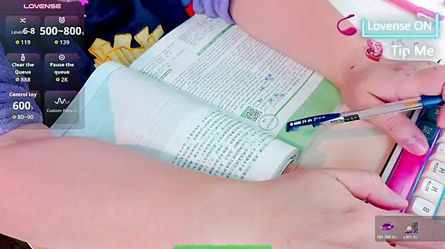 Angel99ecup - 看BB丝袜脚脚小粉插入菊花手指疯狂抽插到菜单下单