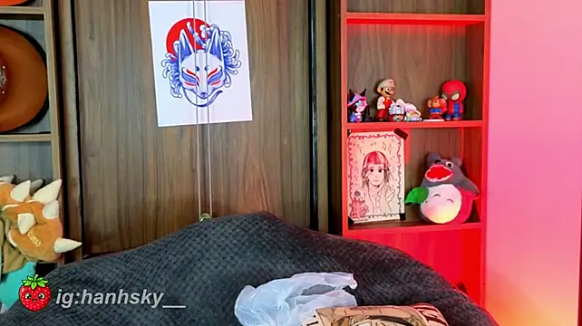 HannahSky_