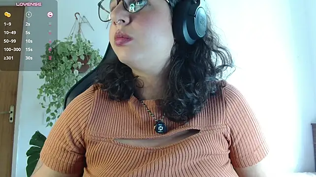 Myamillor - show hairy pussy and touch