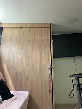 Anthonellaa11 - spank the ass