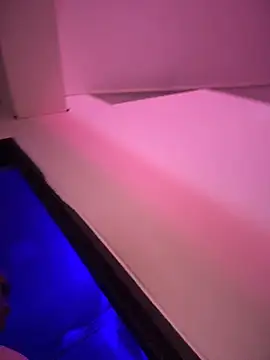 Melany_Williams - FINGER IN MY PUSSY CREMY ZOOM
