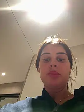 Nina_blazex - spit play+boobs outtttt