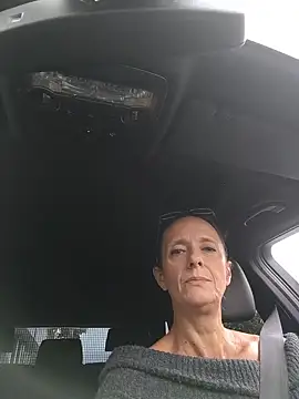 Sacha_Scorp - Flash chatte
