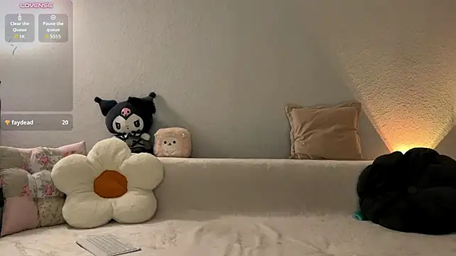 BrightAnnie - Suck 2 fingers with moan