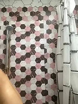 MayMay33 - shower