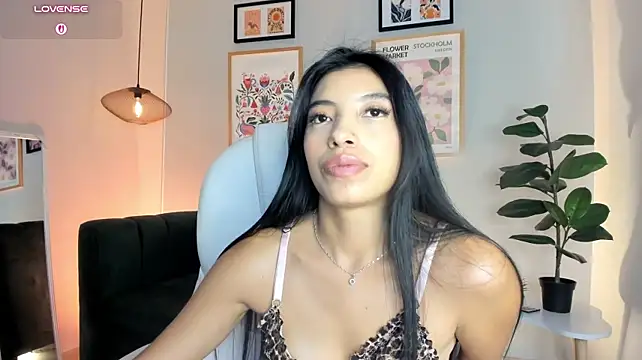 Tiffany_Low - lick my finger honey & tonge pit