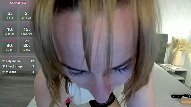 Jaqueline_Richardson - play with hard nipples, saliva