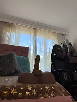 Charlotte_stevenss_ - Control of my toy for 5 minutes:wink::wi