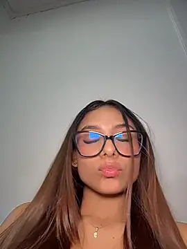 Amira_cute2