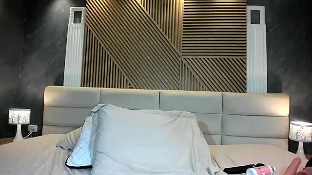Inaya_khalifaa - Bounce my butt