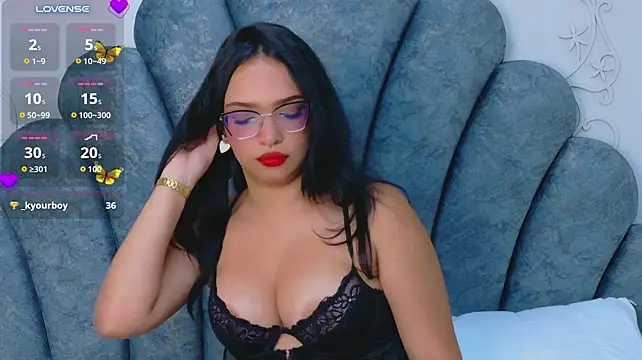 Maddy-Dove - Touch myself (under Bra)⭐