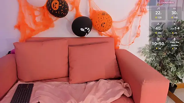 Melanny_Millers - 🥵🍄Cameltoe + 1 Min Control🍄🥵