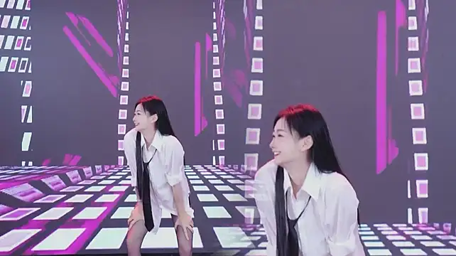YYDS616 - 续脱胸罩Continuing the dance unlocks the bra