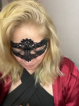 -CurvySecret- - Show My BIG Tits 1min.😈