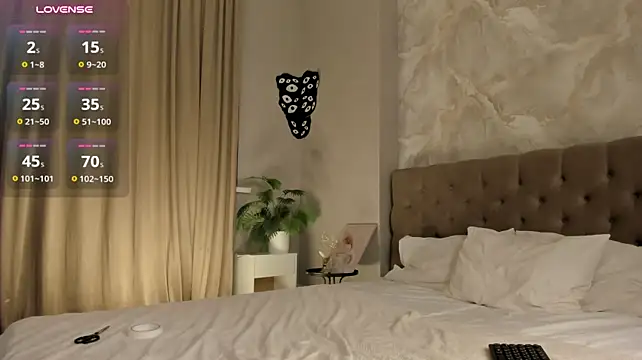 Vanessa_Walters - Make my ass oily+slaps
