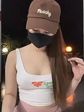 My_Melodyy - Make me cum pussy in public garden 🪴😈