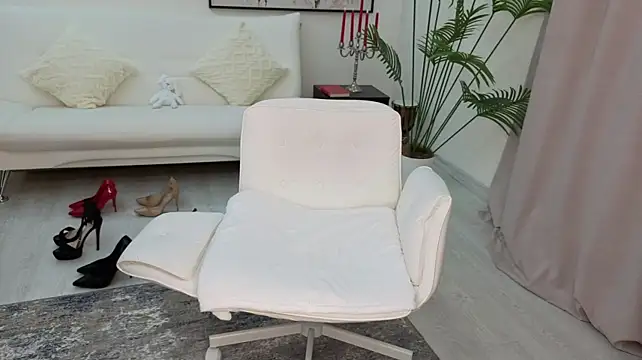 Beylly - sexy naked dance
