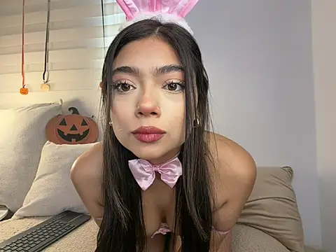 Sara_rousse10 - two finger inside me