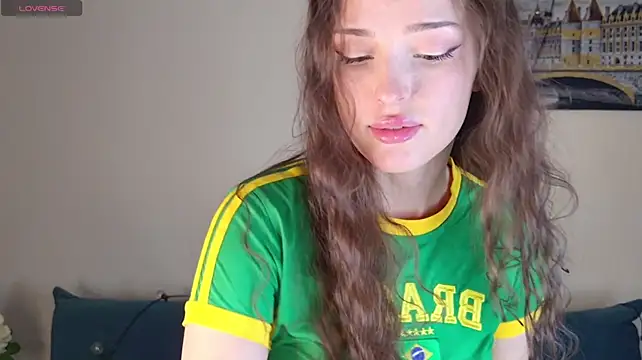 Eva_Saylor - Twerking with a naked butt
