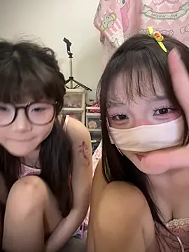 QIQI-QIQI-01 - 排卵期小母狗 想被哥哥操