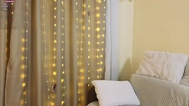 HarriettKitty - ICE ON THE ASS