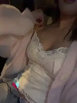 Baobao-3344 - 脱掉上衣