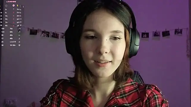 RubyBooby - Get up and show off a cute outfit