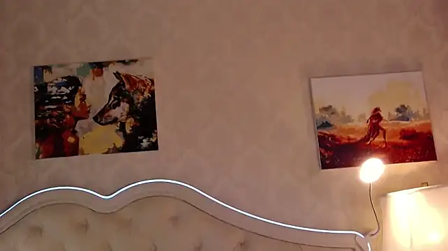 IreneHope - Oil over all my curves & ass tease. 🔥