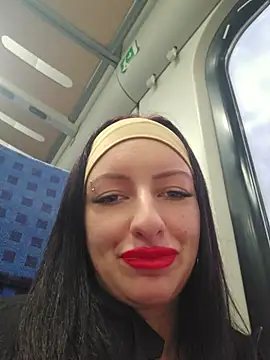 U_prolazu - Dildo deeptroath in public