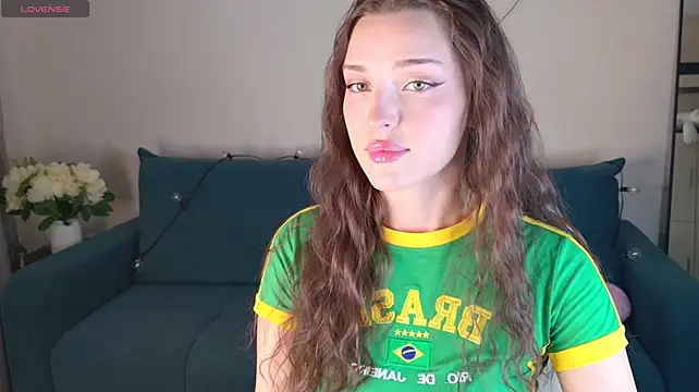 Eva_Saylor - Twerking with a naked butt