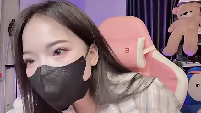Julie_Ulie - Yêu emmmm🌺🌺🌺