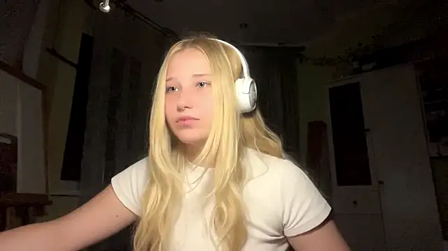 KayleighIacovone - Enjoy my tongue