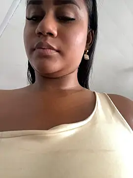 NayTorres - LUSH INSIDE MY ASS IN PUBLIC