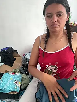 Selena_foxy - Un desconocido toque mi pecho