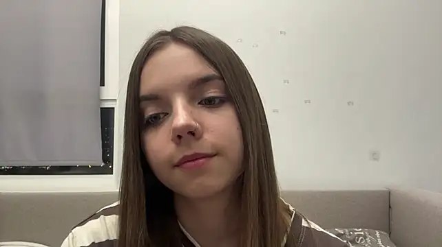 LisaPorse - show belly + show tongue