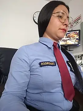 Queen_linda1 - Sit on my face!🎀(NO PANTIES)