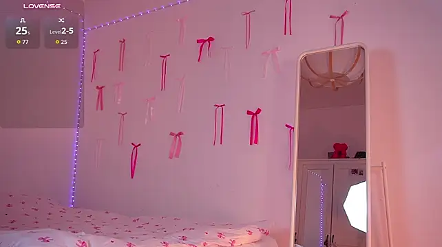 Lisa_poetry - Sexy lick and suck my finger