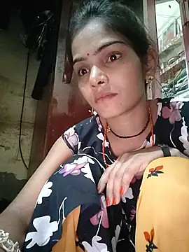 Kamini_hat