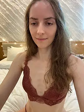 EmilyLinden - Top OFF
