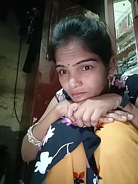 Kamini_hat
